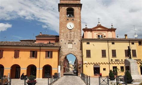 Escort San Giovanni in Marignano
