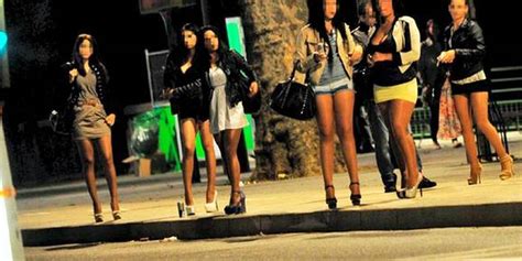 Trouver une prostituée Vert Saint Denis