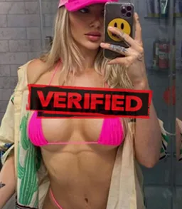 Britney sex Find a prostitute Akonolinga