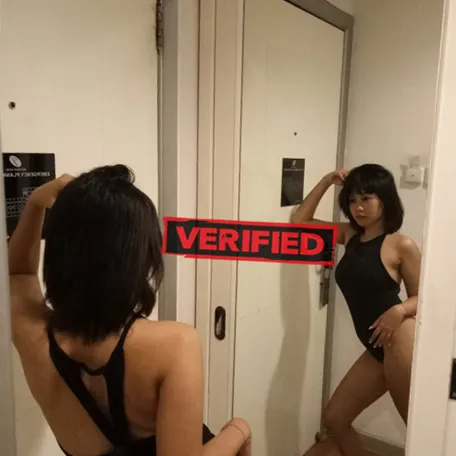 Adrienne sex Prostitute Binjai