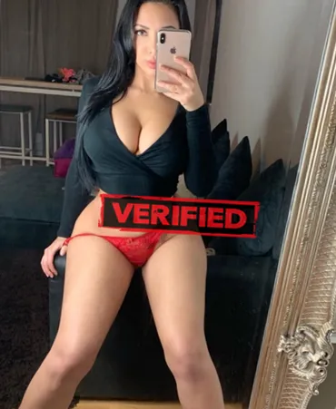 Veronica ass Prostitute Qumbu