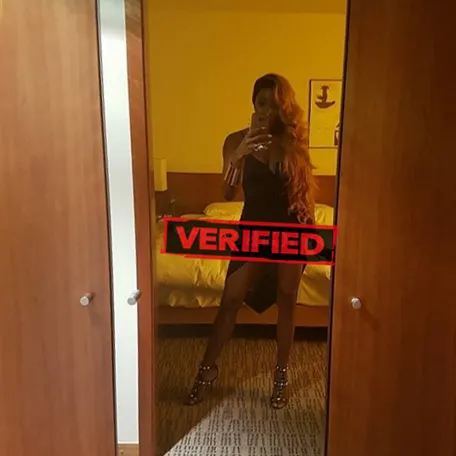 Charlotte anal Finde eine Prostituierte Ottobrunn bei München