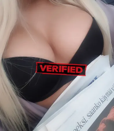 Amber tits Prostitute Kutloanong