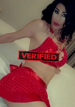 Olivia strawberry Prostitute Itirucu