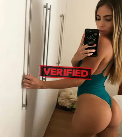 Vanessa anal Finde eine Prostituierte Greifensee