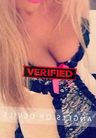 Britney wichsen Sex Dating Baal